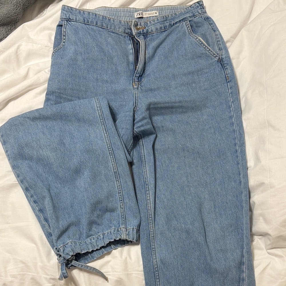 Zara Light Blue Denim Jeans with Button Fly Detail